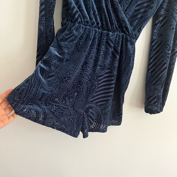 Urban Outfitters Ecote Velvet Paisley Pattern Striped Wrap Front Romper - Picture 4 of 7